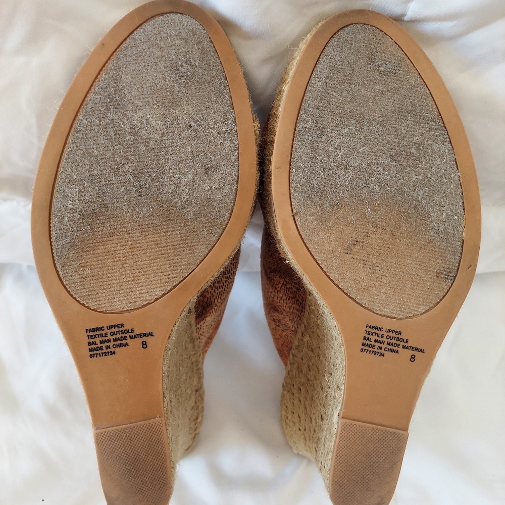 Xhilaration sandals - Picture 4 of 4